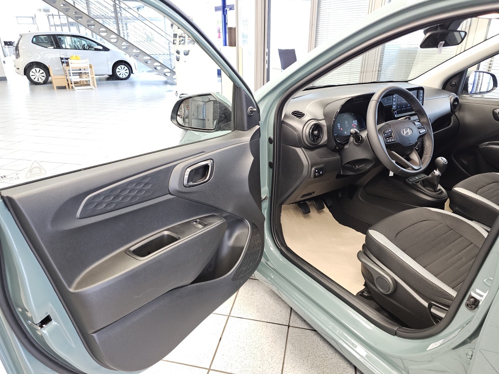 Hyundai i10  bei Hoffmann Automobile in Wolfsburg kaufen und sofort mitnehmen - Bild 30