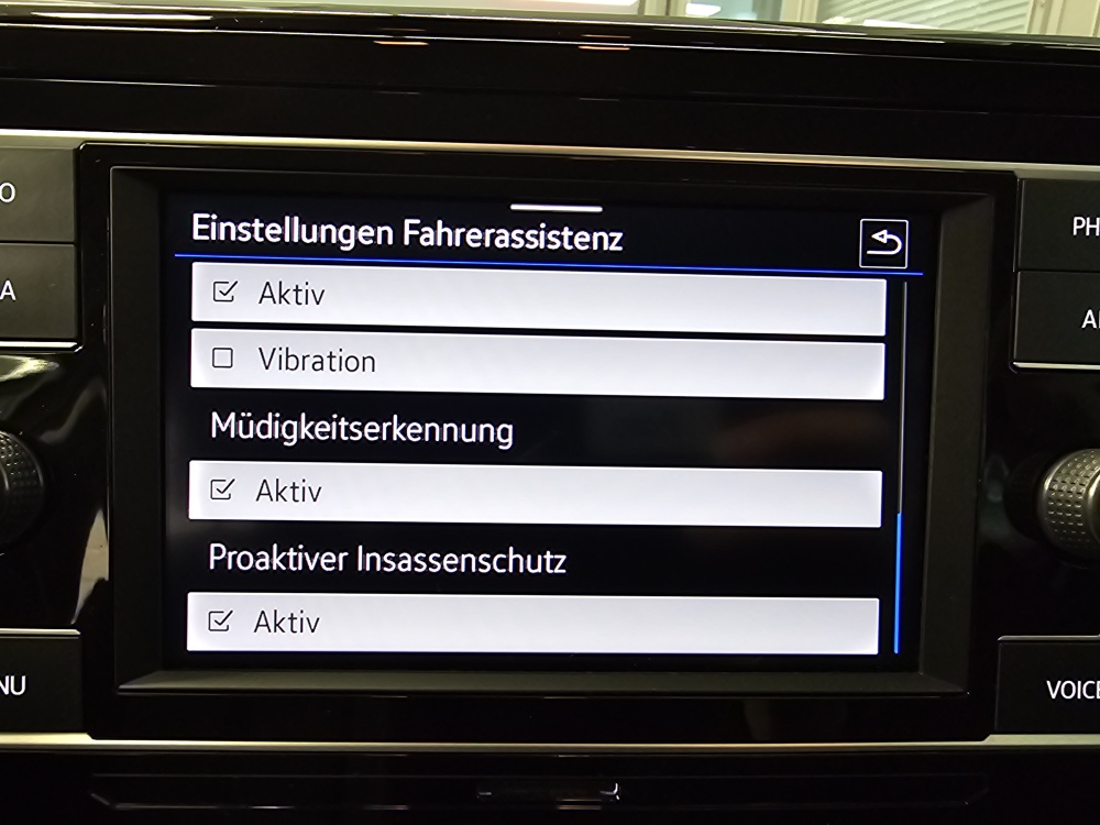 VW T-Roc  bei Hoffmann Automobile in Wolfsburg kaufen und sofort mitnehmen - Bild 14