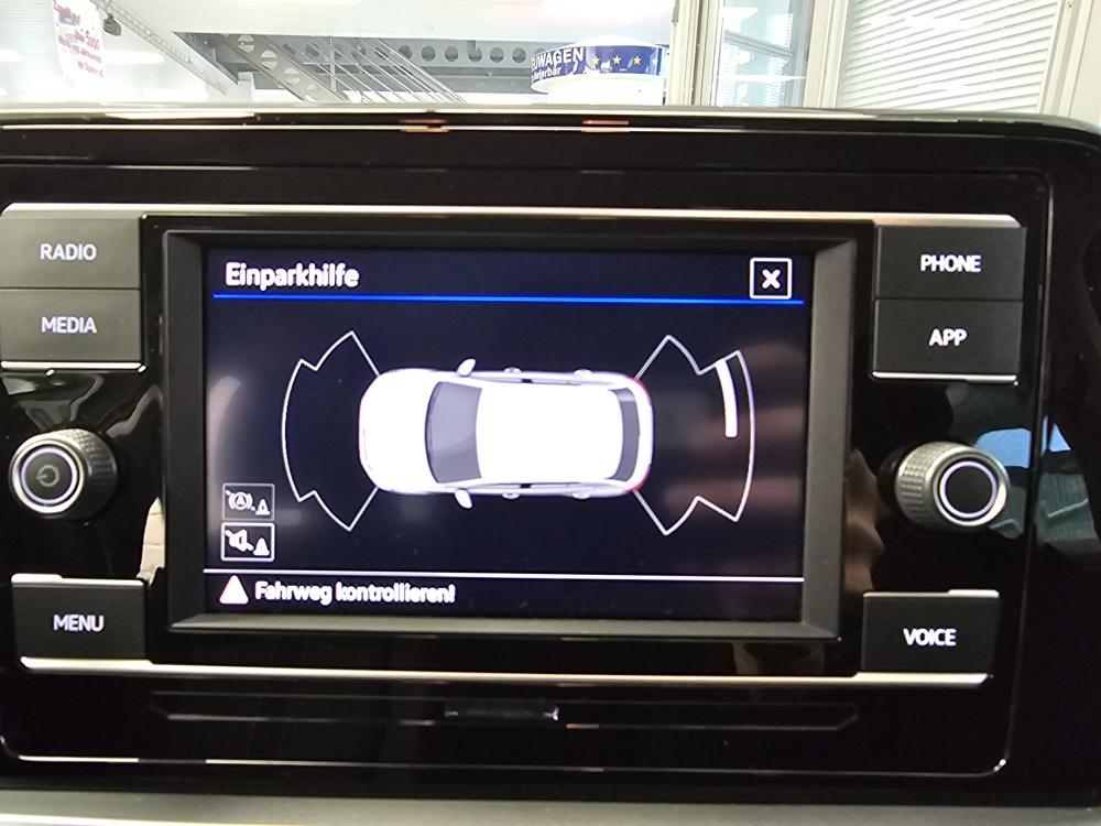 VW T-Roc  bei Hoffmann Automobile in Wolfsburg kaufen und sofort mitnehmen - Bild 17