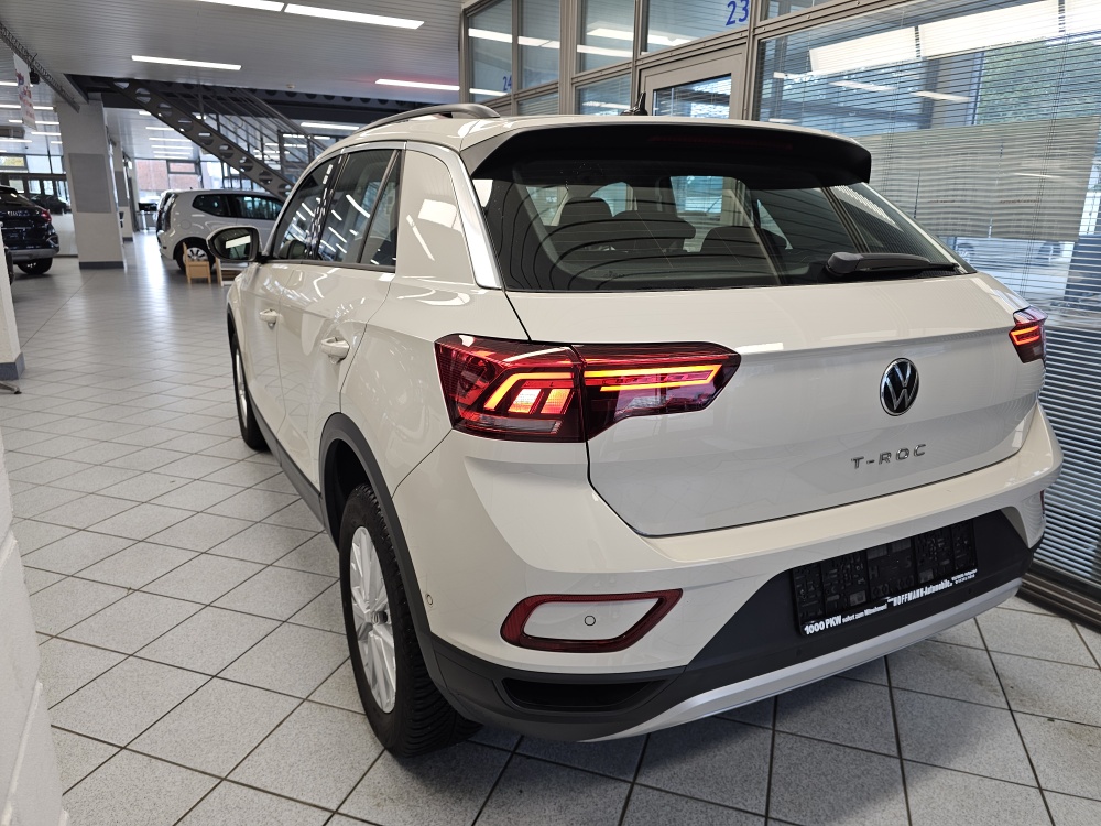 VW T-Roc  bei Hoffmann Automobile in Wolfsburg kaufen und sofort mitnehmen - Bild 3