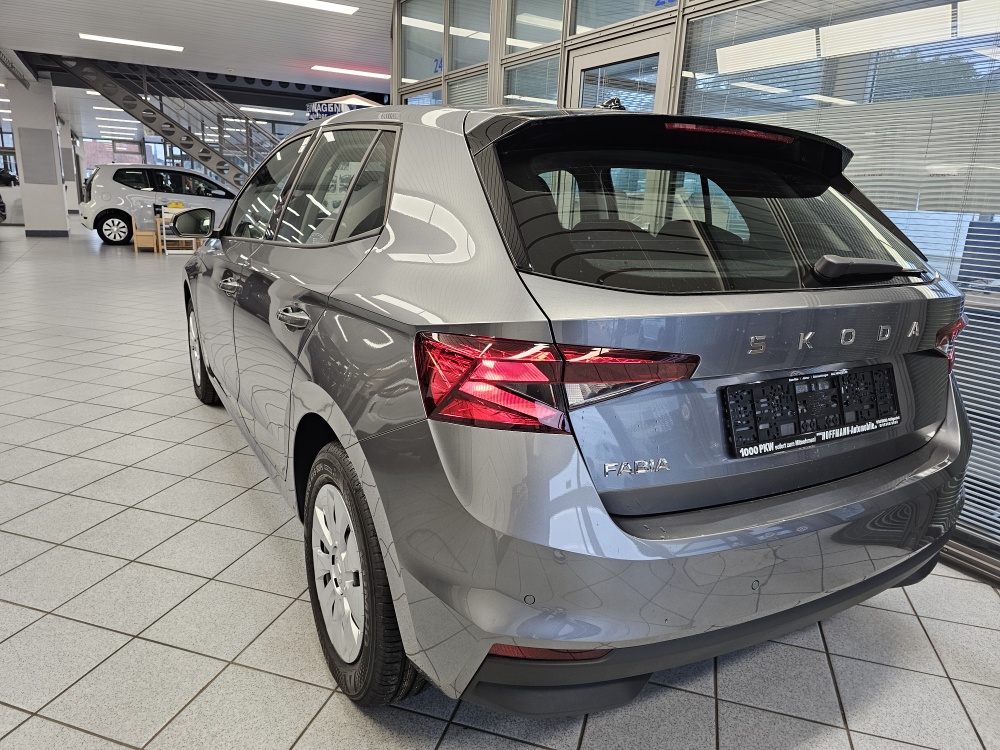 Skoda Fabia  bei Hoffmann Automobile in Wolfsburg kaufen und sofort mitnehmen - Bild 3