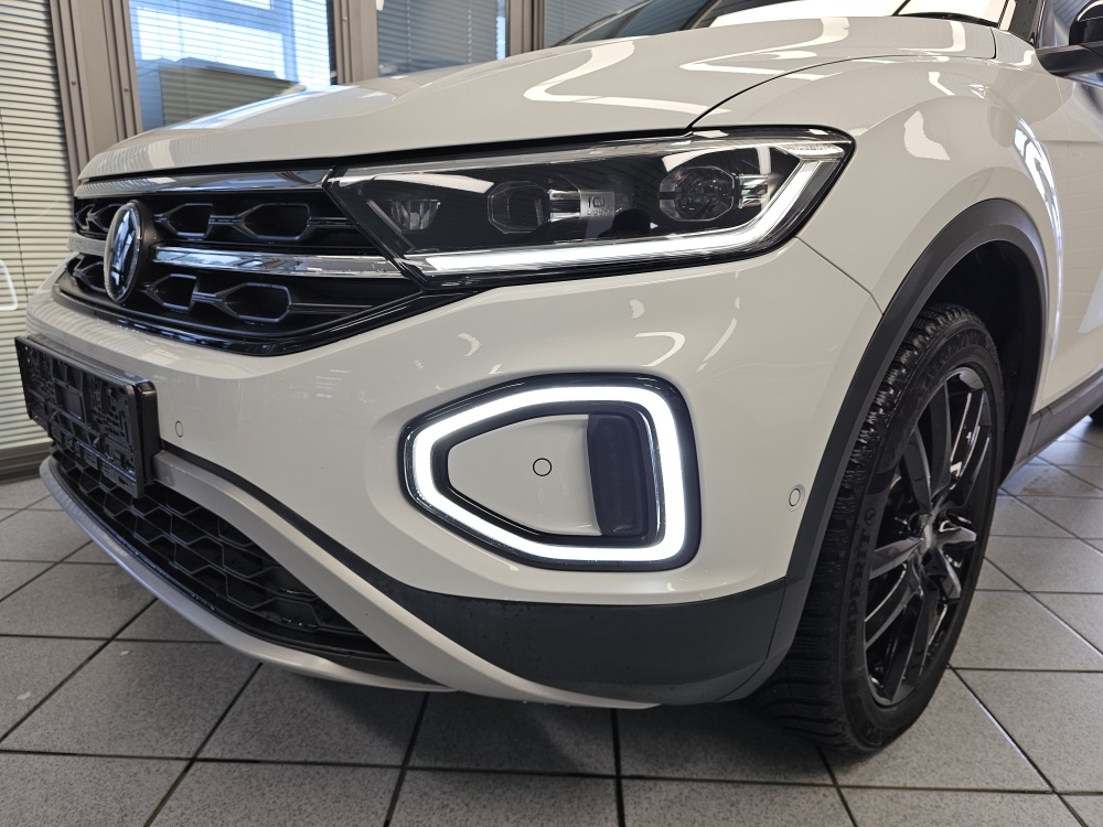 VW T-Roc  bei Hoffmann Automobile in Wolfsburg kaufen und sofort mitnehmen - Bild 24