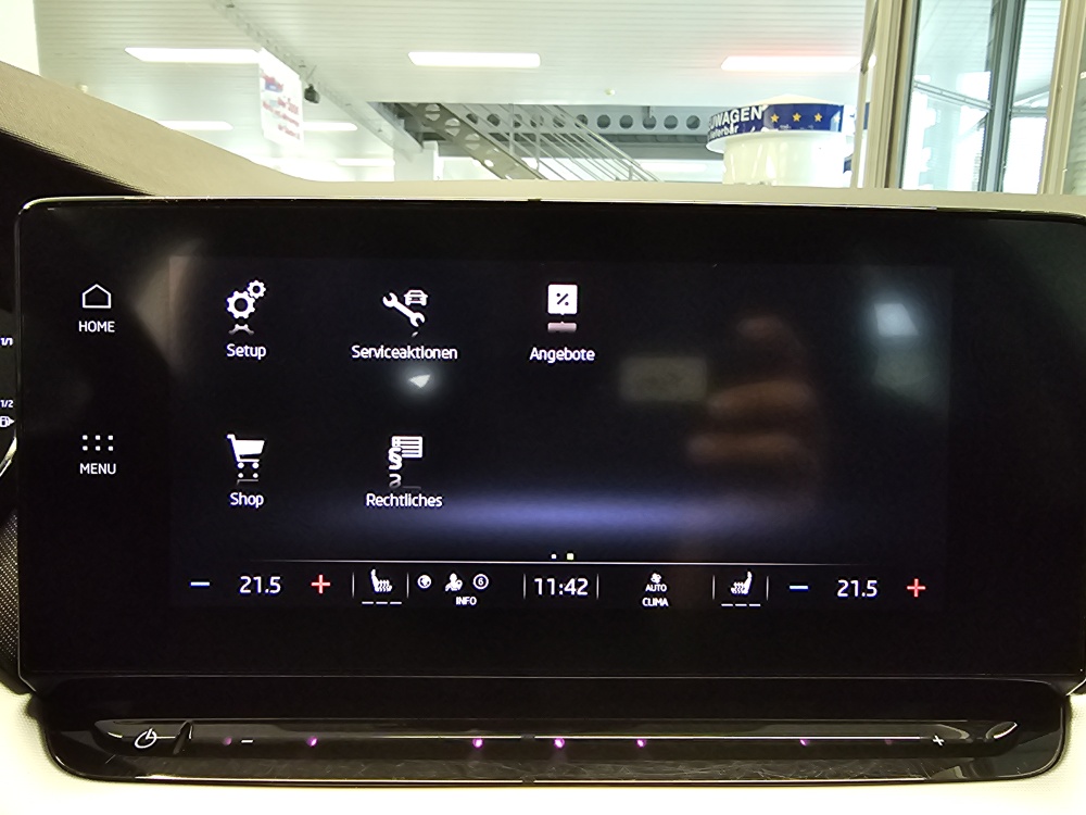 Skoda Octavia Combi  bei Hoffmann Automobile in Wolfsburg kaufen und sofort mitnehmen - Bild 16