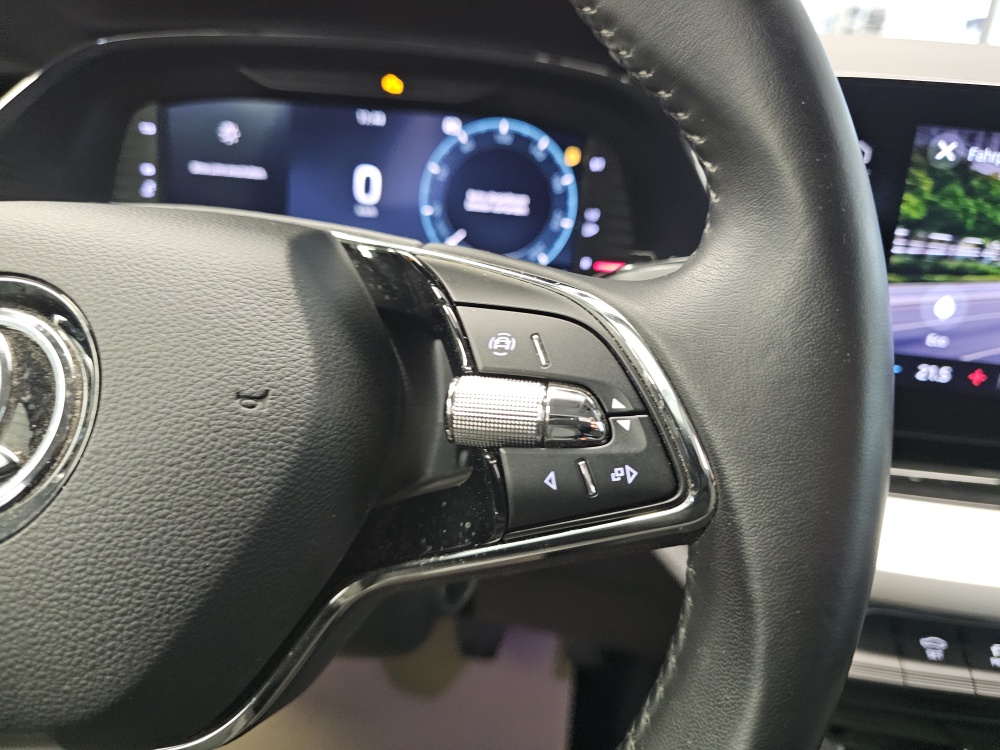 Skoda Octavia Combi  bei Hoffmann Automobile in Wolfsburg kaufen und sofort mitnehmen - Bild 22