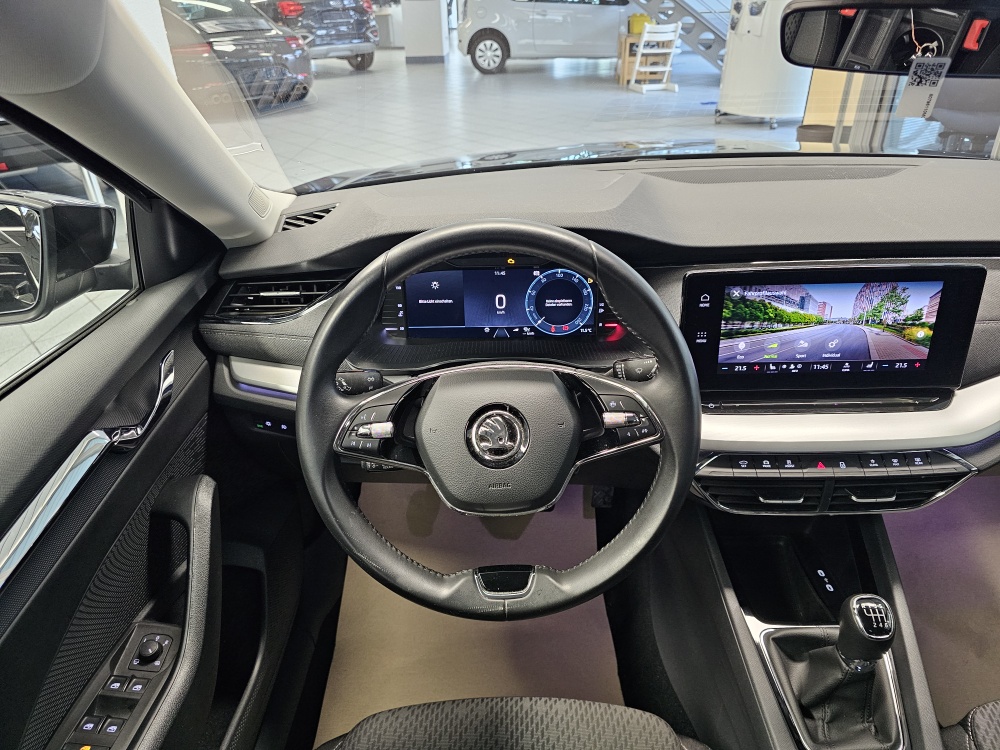 Skoda Octavia Combi  bei Hoffmann Automobile in Wolfsburg kaufen und sofort mitnehmen - Bild 25