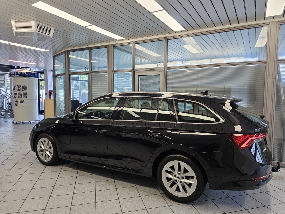 Skoda Octavia Combi  bei Hoffmann Automobile in Wolfsburg kaufen und sofort mitnehmen - Bild 29