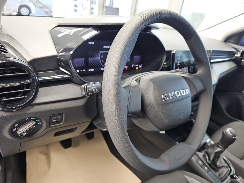 Skoda Fabia  bei Hoffmann Automobile in Wolfsburg kaufen und sofort mitnehmen - Bild 17