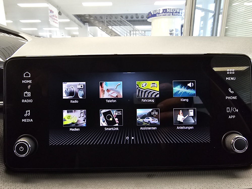 Skoda Fabia  bei Hoffmann Automobile in Wolfsburg kaufen und sofort mitnehmen - Bild 8