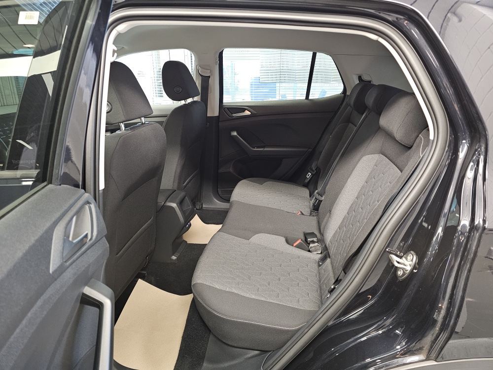 VW T-Cross  bei Hoffmann Automobile in Wolfsburg kaufen und sofort mitnehmen - Bild 4