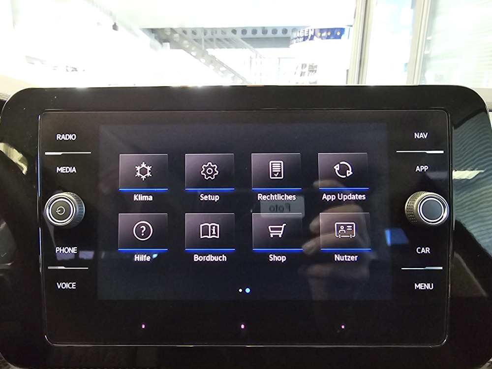 VW T-Cross  bei Hoffmann Automobile in Wolfsburg kaufen und sofort mitnehmen - Bild 10