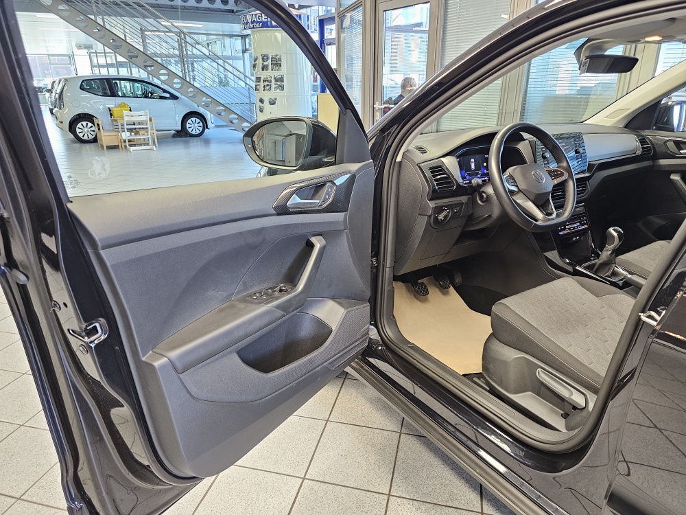 VW T-Cross  bei Hoffmann Automobile in Wolfsburg kaufen und sofort mitnehmen - Bild 23
