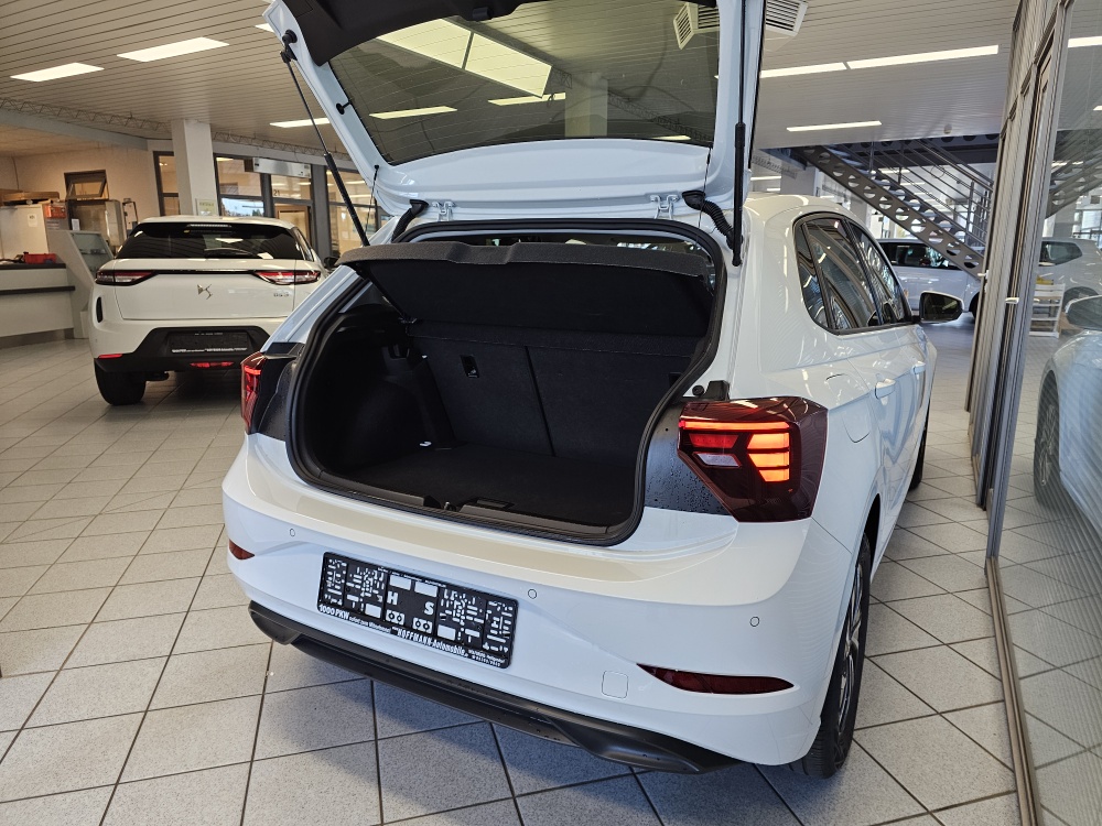 VW Polo  bei Hoffmann Automobile in Wolfsburg kaufen und sofort mitnehmen - Bild 2