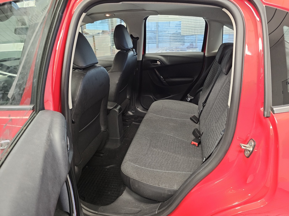 Citroen C3  bei Hoffmann Automobile in Wolfsburg kaufen und sofort mitnehmen - Bild 4