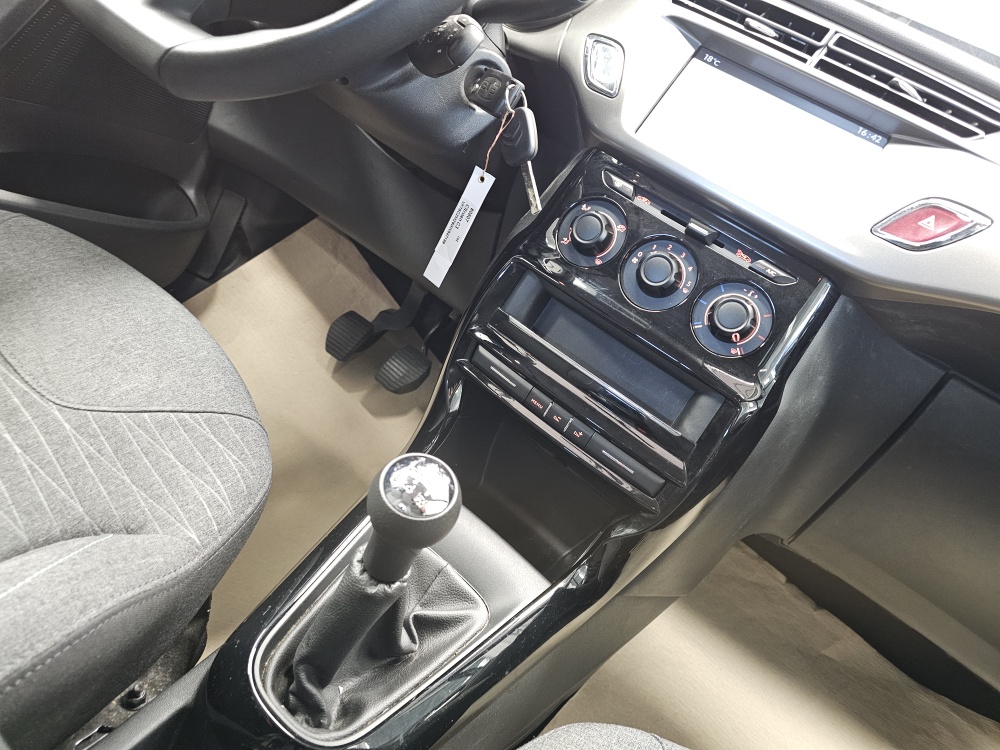 Citroen C3  bei Hoffmann Automobile in Wolfsburg kaufen und sofort mitnehmen - Bild 7