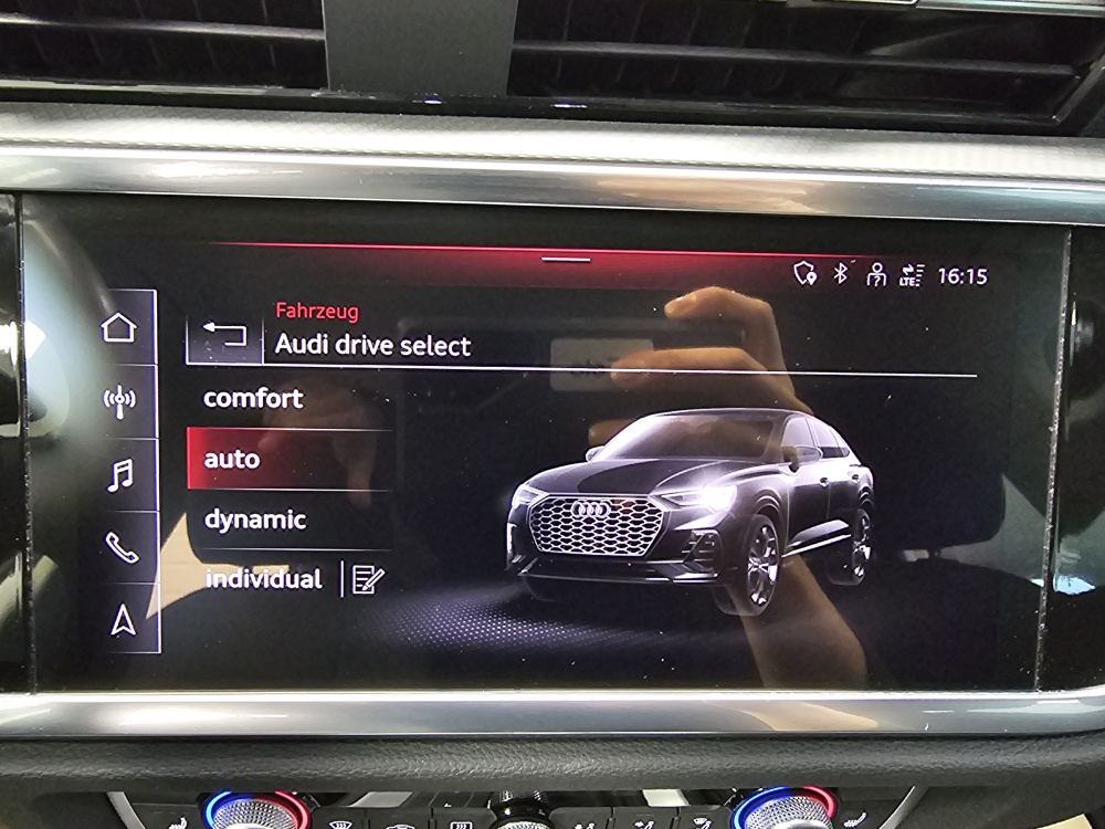 Audi Q3  bei Hoffmann Automobile in Wolfsburg kaufen und sofort mitnehmen - Bild 16