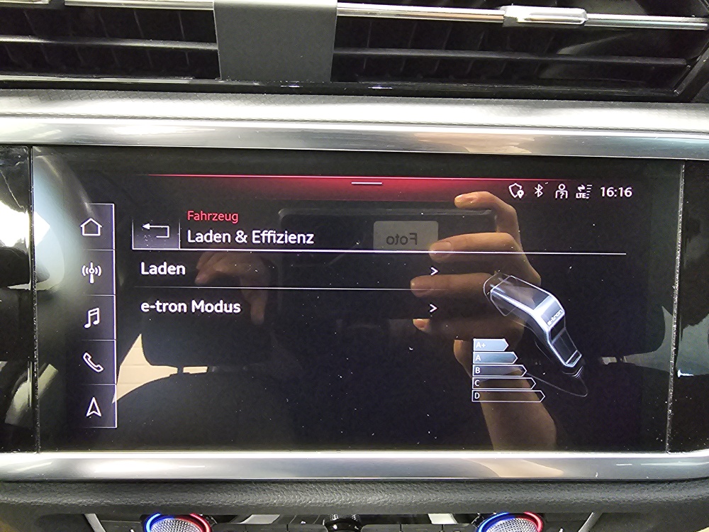 Audi Q3  bei Hoffmann Automobile in Wolfsburg kaufen und sofort mitnehmen - Bild 17