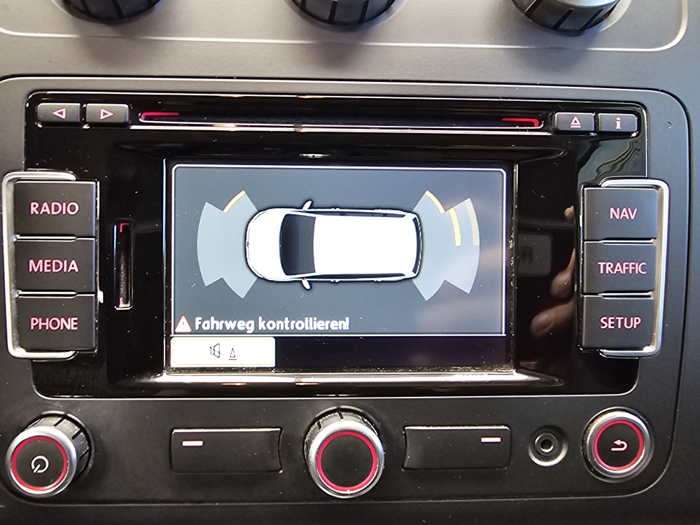 VW Touran  bei Hoffmann Automobile in Wolfsburg kaufen und sofort mitnehmen - Bild 13