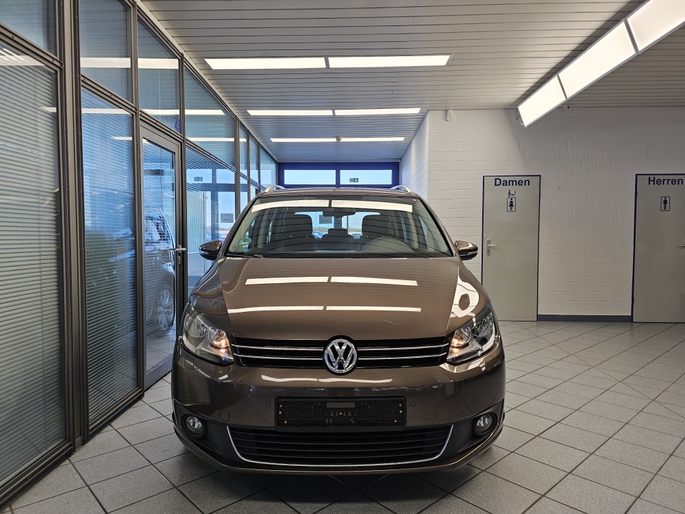 VW Touran  bei Hoffmann Automobile in Wolfsburg kaufen und sofort mitnehmen - Bild 23