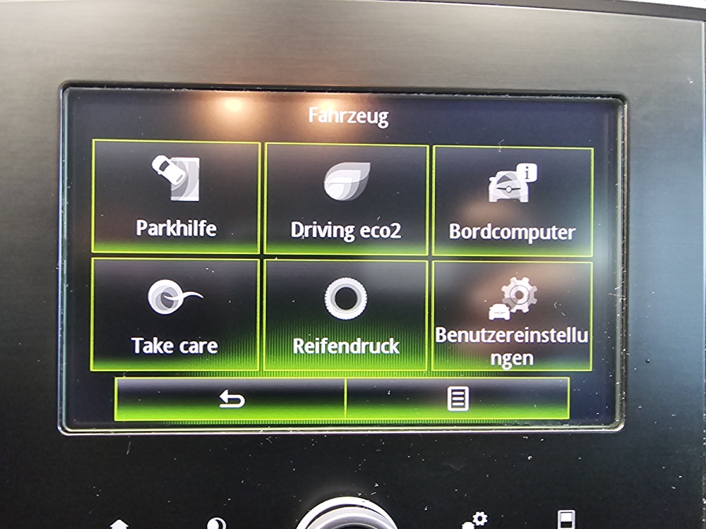 Renault Megane  bei Hoffmann Automobile in Wolfsburg kaufen und sofort mitnehmen - Bild 14