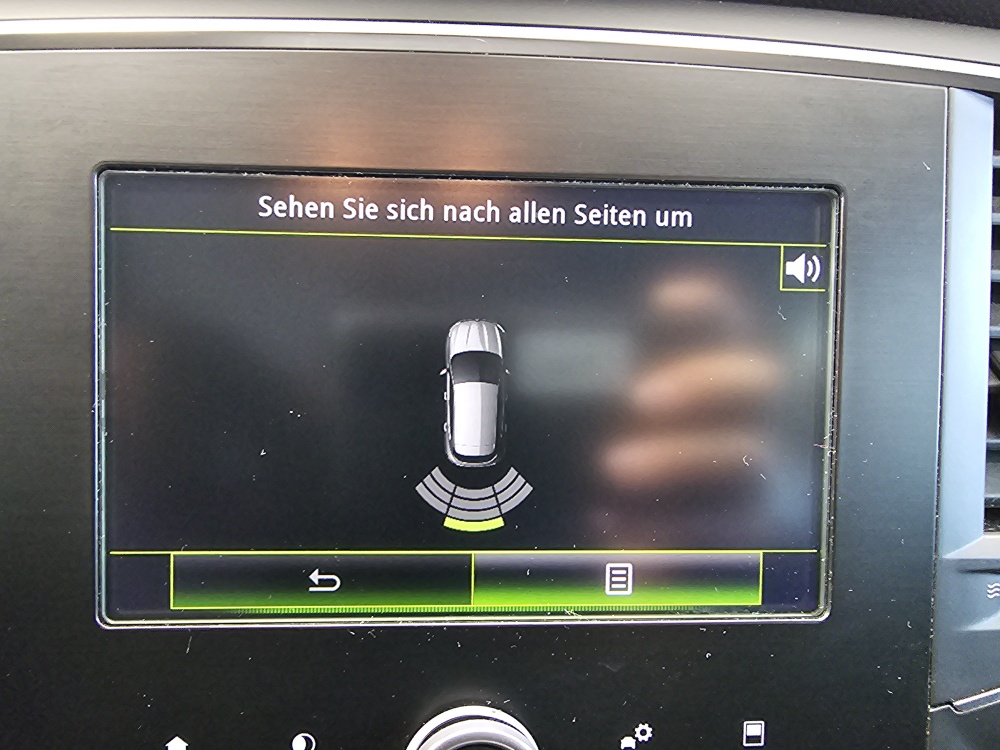 Renault Megane  bei Hoffmann Automobile in Wolfsburg kaufen und sofort mitnehmen - Bild 17