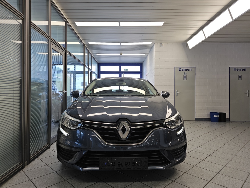 Renault Megane  bei Hoffmann Automobile in Wolfsburg kaufen und sofort mitnehmen - Bild 28