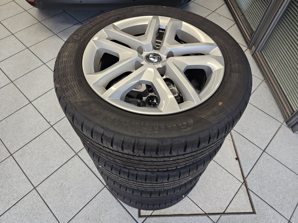 Renault Megane  bei Hoffmann Automobile in Wolfsburg kaufen und sofort mitnehmen - Bild 3