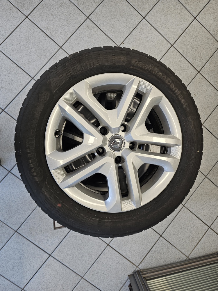 Renault Megane  bei Hoffmann Automobile in Wolfsburg kaufen und sofort mitnehmen - Bild 4