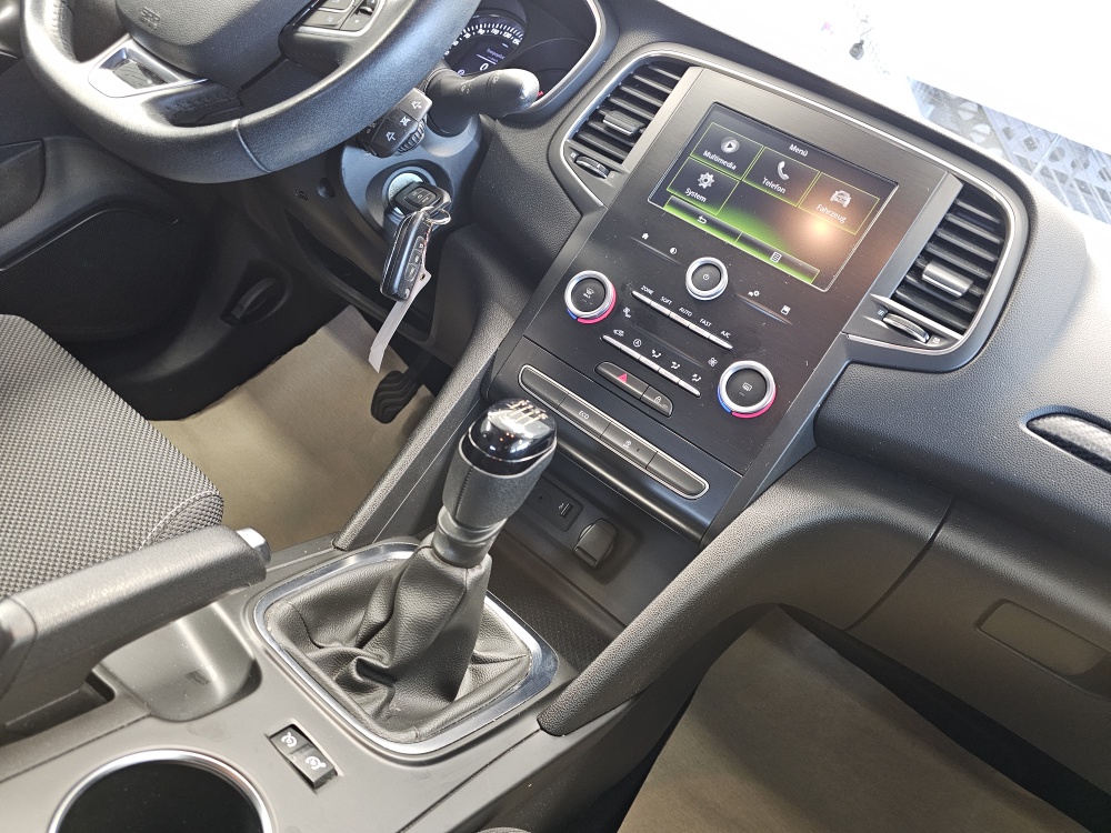 Renault Megane  bei Hoffmann Automobile in Wolfsburg kaufen und sofort mitnehmen - Bild 8