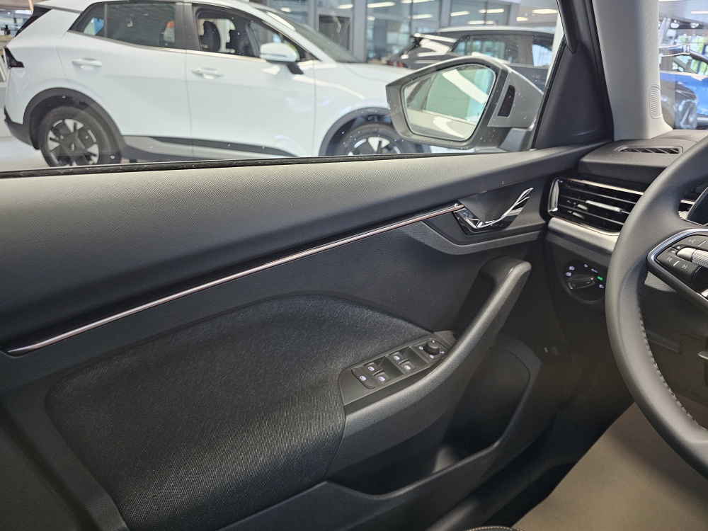 Skoda Kamiq bei Hoffmann Automobile in Wolfsburg kaufen und sofort mitnehmen - Bild 22
