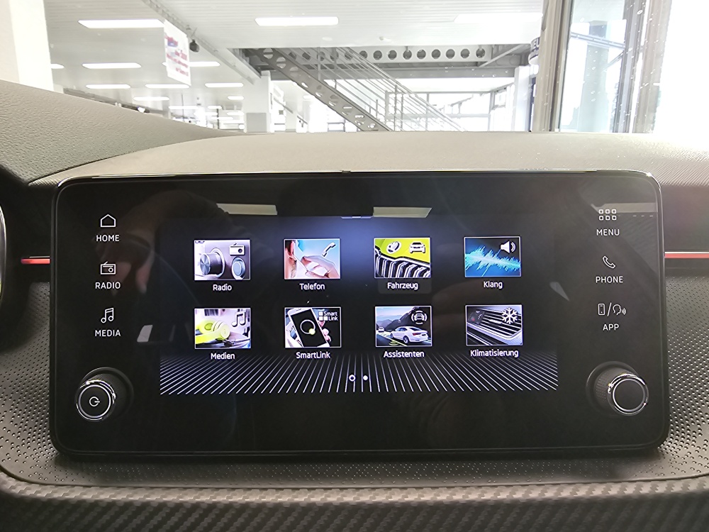 Skoda Kamiq bei Hoffmann Automobile in Wolfsburg kaufen und sofort mitnehmen - Bild 12