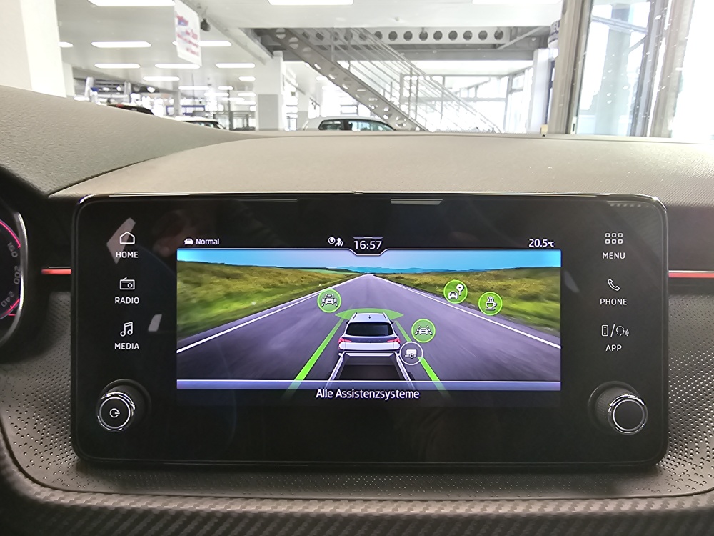 Skoda Kamiq bei Hoffmann Automobile in Wolfsburg kaufen und sofort mitnehmen - Bild 18