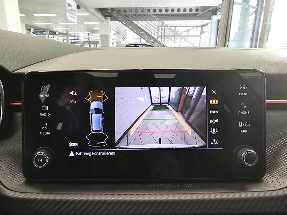 Skoda Kamiq bei Hoffmann Automobile in Wolfsburg kaufen und sofort mitnehmen - Bild 20