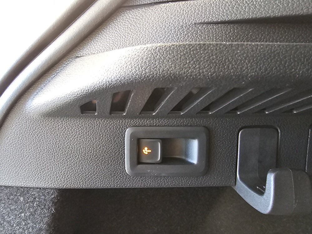 Skoda Kamiq bei Hoffmann Automobile in Wolfsburg kaufen und sofort mitnehmen - Bild 3