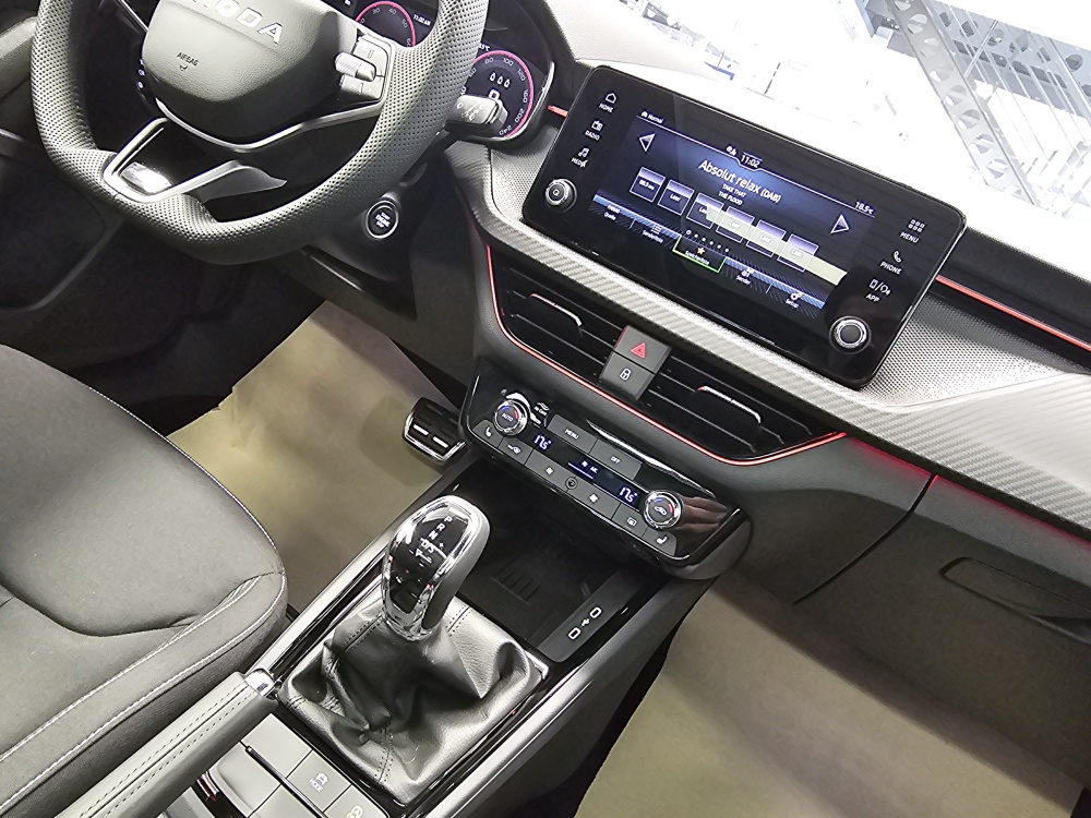 Skoda Kamiq bei Hoffmann Automobile in Wolfsburg kaufen und sofort mitnehmen - Bild 10