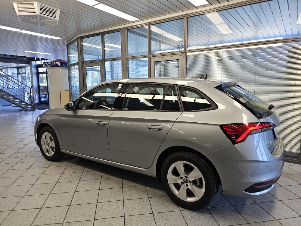 Skoda Scala bei Hoffmann Automobile in Wolfsburg kaufen und sofort mitnehmen - Bild 23
