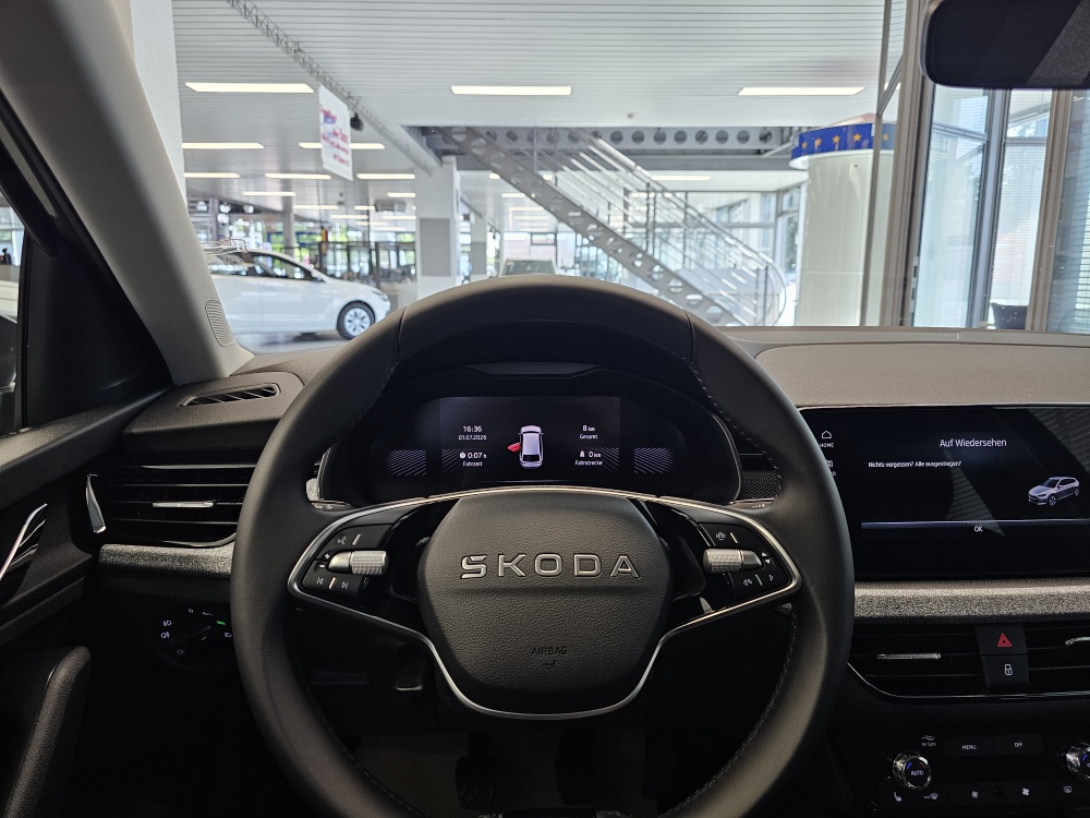 Skoda Scala bei Hoffmann Automobile in Wolfsburg kaufen und sofort mitnehmen - Bild 21