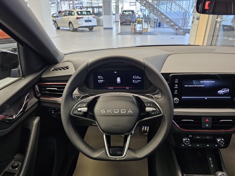 Skoda Scala bei Hoffmann Automobile in Wolfsburg kaufen und sofort mitnehmen - Bild 24