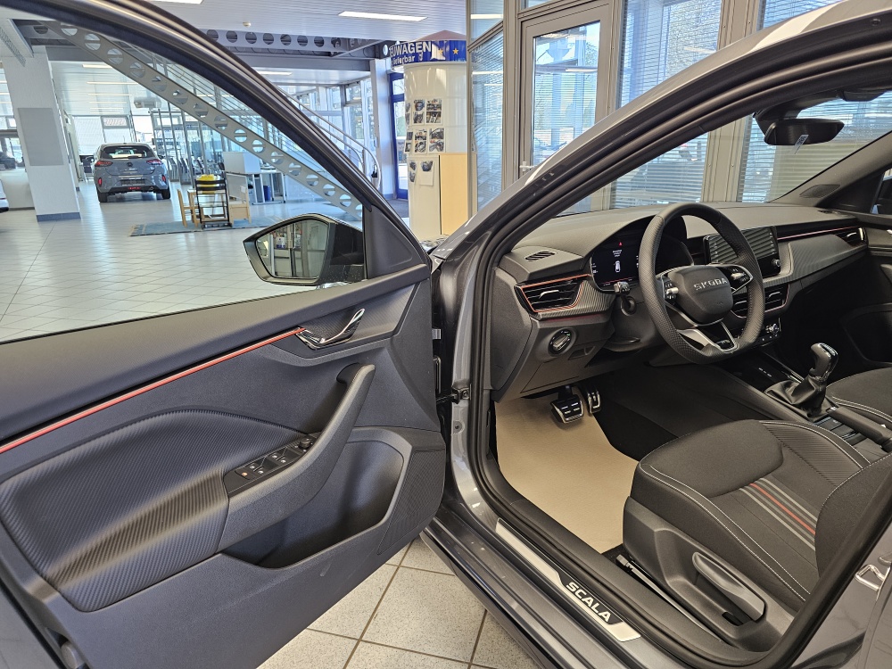 Skoda Scala bei Hoffmann Automobile in Wolfsburg kaufen und sofort mitnehmen - Bild 27