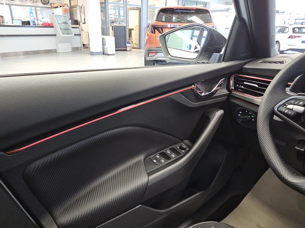 Skoda Scala bei Hoffmann Automobile in Wolfsburg kaufen und sofort mitnehmen - Bild 23