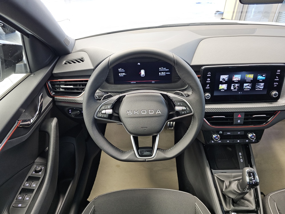 Skoda Scala bei Hoffmann Automobile in Wolfsburg kaufen und sofort mitnehmen - Bild 24