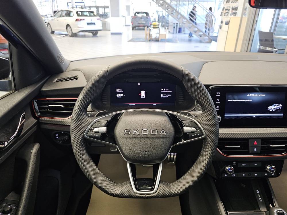 Skoda Scala bei Hoffmann Automobile in Wolfsburg kaufen und sofort mitnehmen - Bild 23