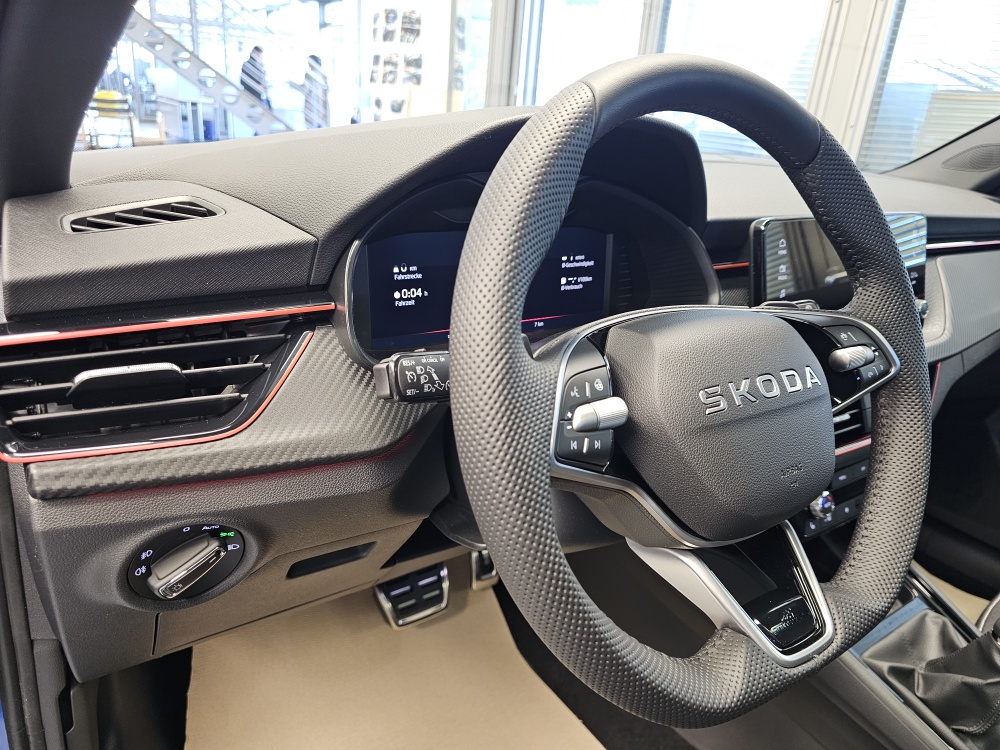 Skoda Scala bei Hoffmann Automobile in Wolfsburg kaufen und sofort mitnehmen - Bild 24