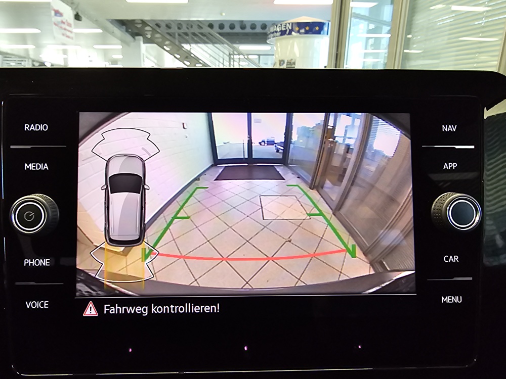 VW T-Cross  bei Hoffmann Automobile in Wolfsburg kaufen und sofort mitnehmen - Bild 16