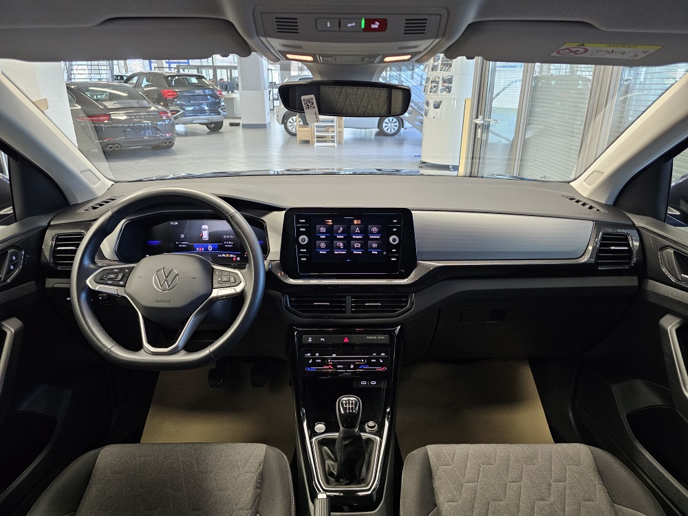 VW T-Cross  bei Hoffmann Automobile in Wolfsburg kaufen und sofort mitnehmen - Bild 6