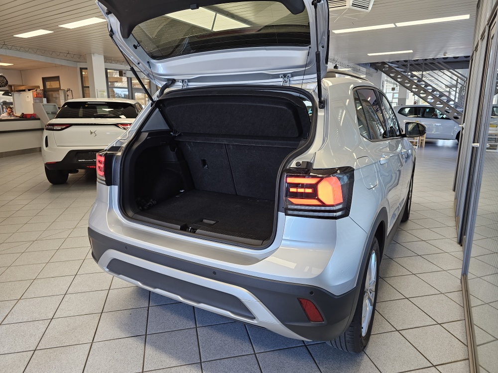 VW T-Cross  bei Hoffmann Automobile in Wolfsburg kaufen und sofort mitnehmen - Bild 2
