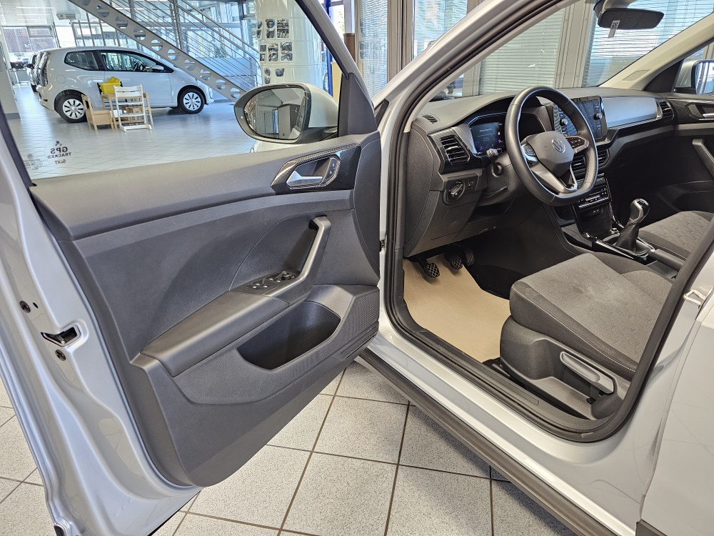VW T-Cross  bei Hoffmann Automobile in Wolfsburg kaufen und sofort mitnehmen - Bild 23
