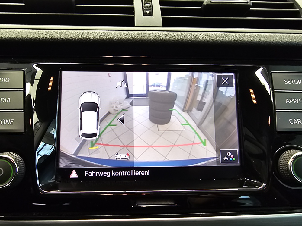 Skoda Fabia  bei Hoffmann Automobile in Wolfsburg kaufen und sofort mitnehmen - Bild 13