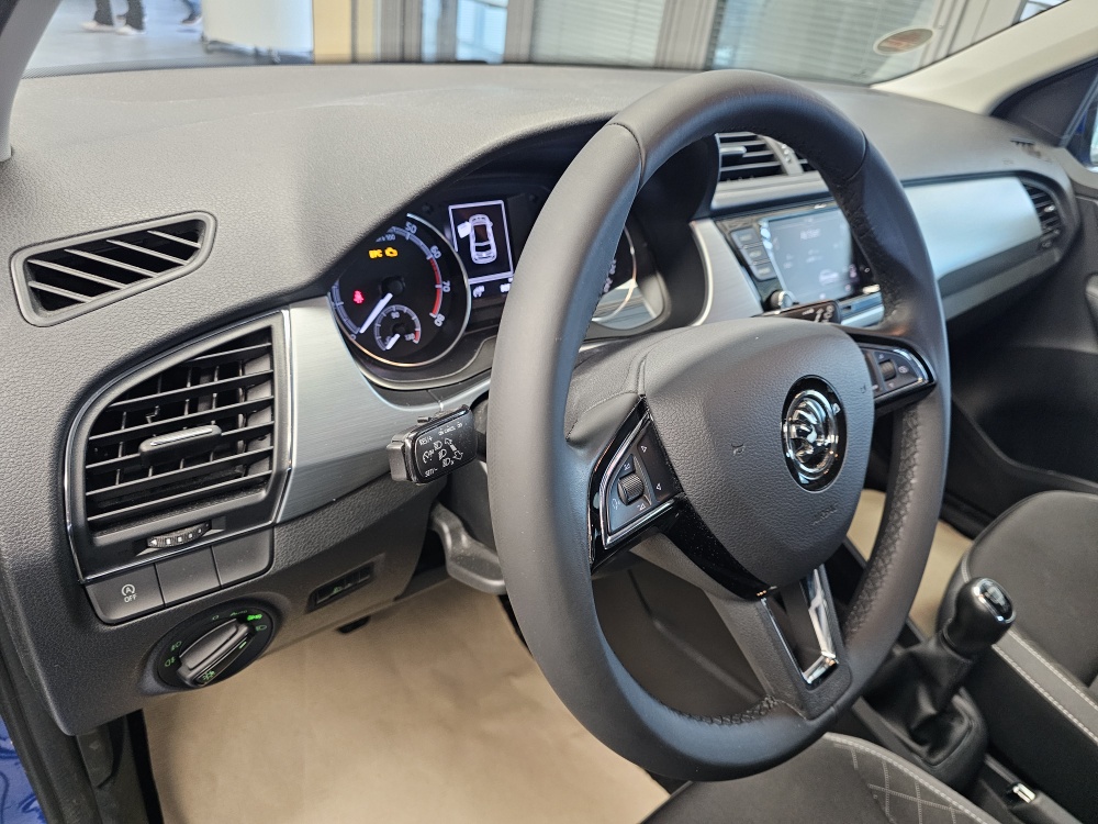 Skoda Fabia  bei Hoffmann Automobile in Wolfsburg kaufen und sofort mitnehmen - Bild 18