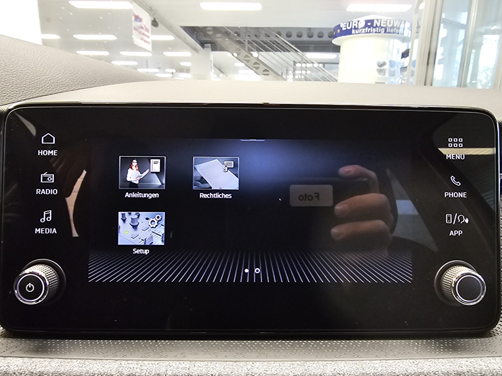 Skoda Scala  bei Hoffmann Automobile in Wolfsburg kaufen und sofort mitnehmen - Bild 12