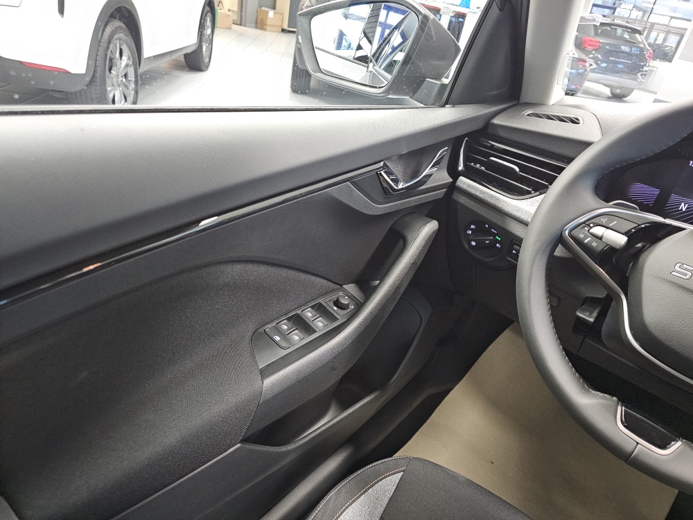 Skoda Scala  bei Hoffmann Automobile in Wolfsburg kaufen und sofort mitnehmen - Bild 20